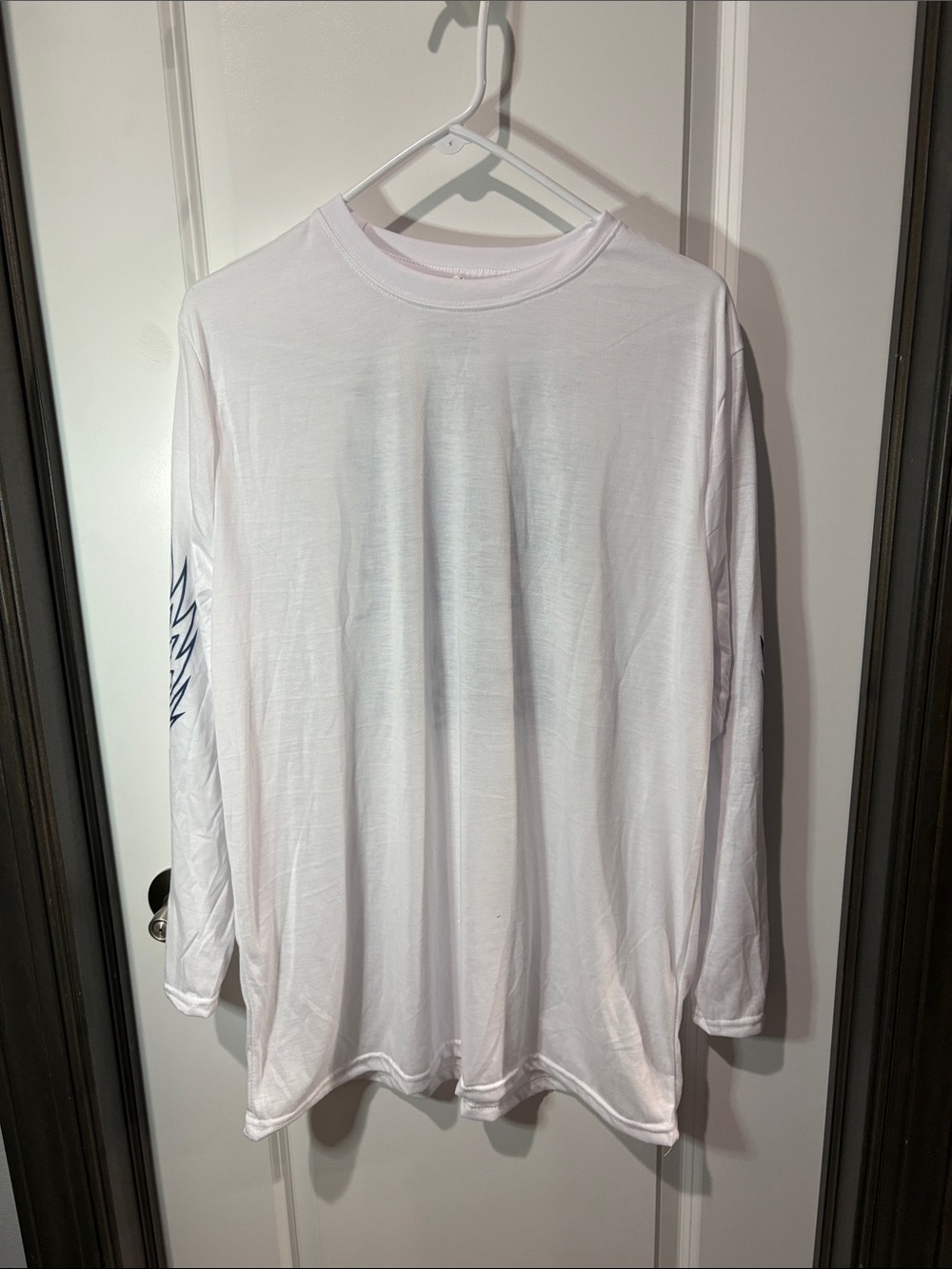 Men's Long-Sleeve Performance Graphic Shirt - White NWOT